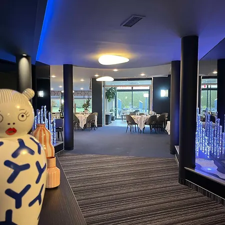 Western La Fayette Et 4*