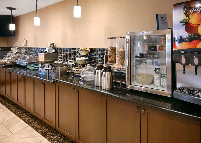 Отель Western La Fayette Et Эпиналь