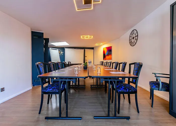 Отель Western La Fayette Et Эпиналь