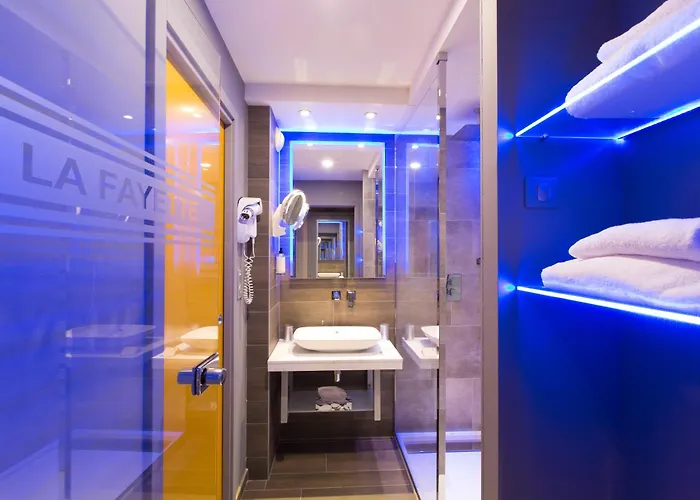 Отель Western La Fayette Et