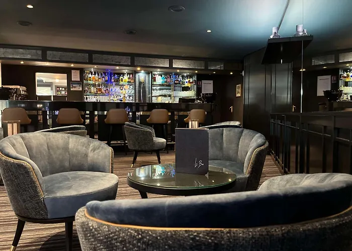 Western La Fayette Et Эпиналь