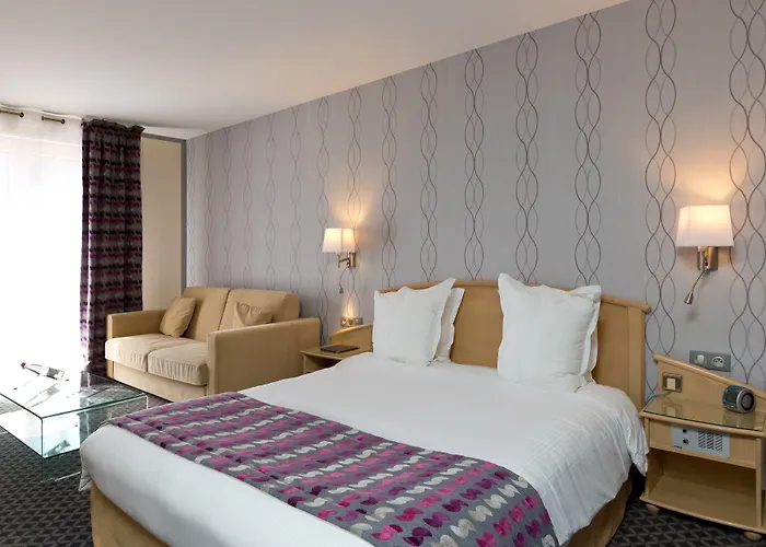 Western La Fayette Et Hotel Épinal