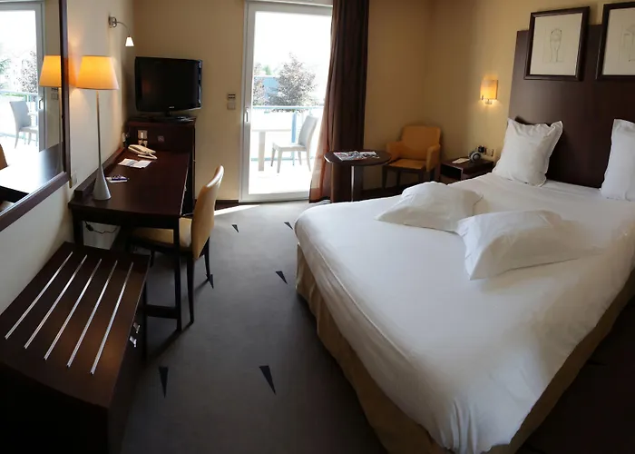 Western La Fayette Et Эпиналь