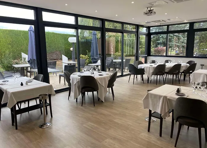 Western La Fayette Et 4* Épinal