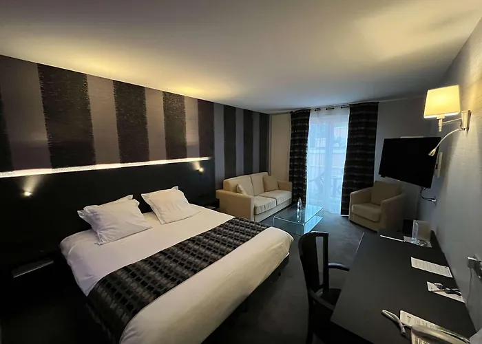 Отель Western La Fayette Et 4*