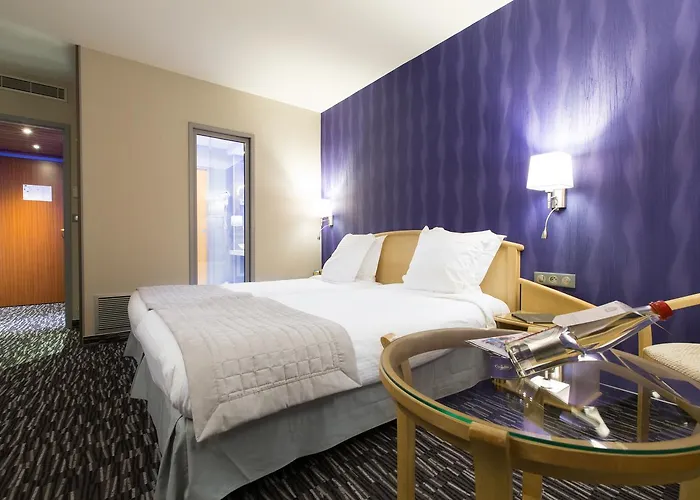 Western La Fayette Et Эпиналь